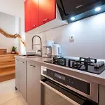 Awesome Home In Labin With House Sea View * לאבין