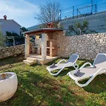 Awesome Home In Labin With House Sea View * לאבין