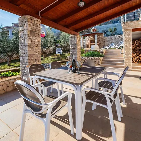 Holiday home Stunning In Labin With House Sea View