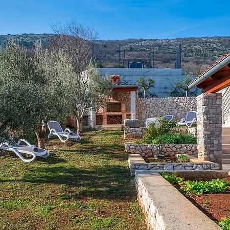בית נופש Awesome Home In Labin With House Sea View לאבין
